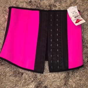 Ann Chery waist trainer